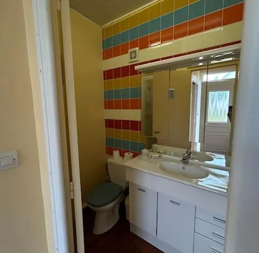 Maison A 50 M De La Holiday home Saint-Jean-le-Thomas